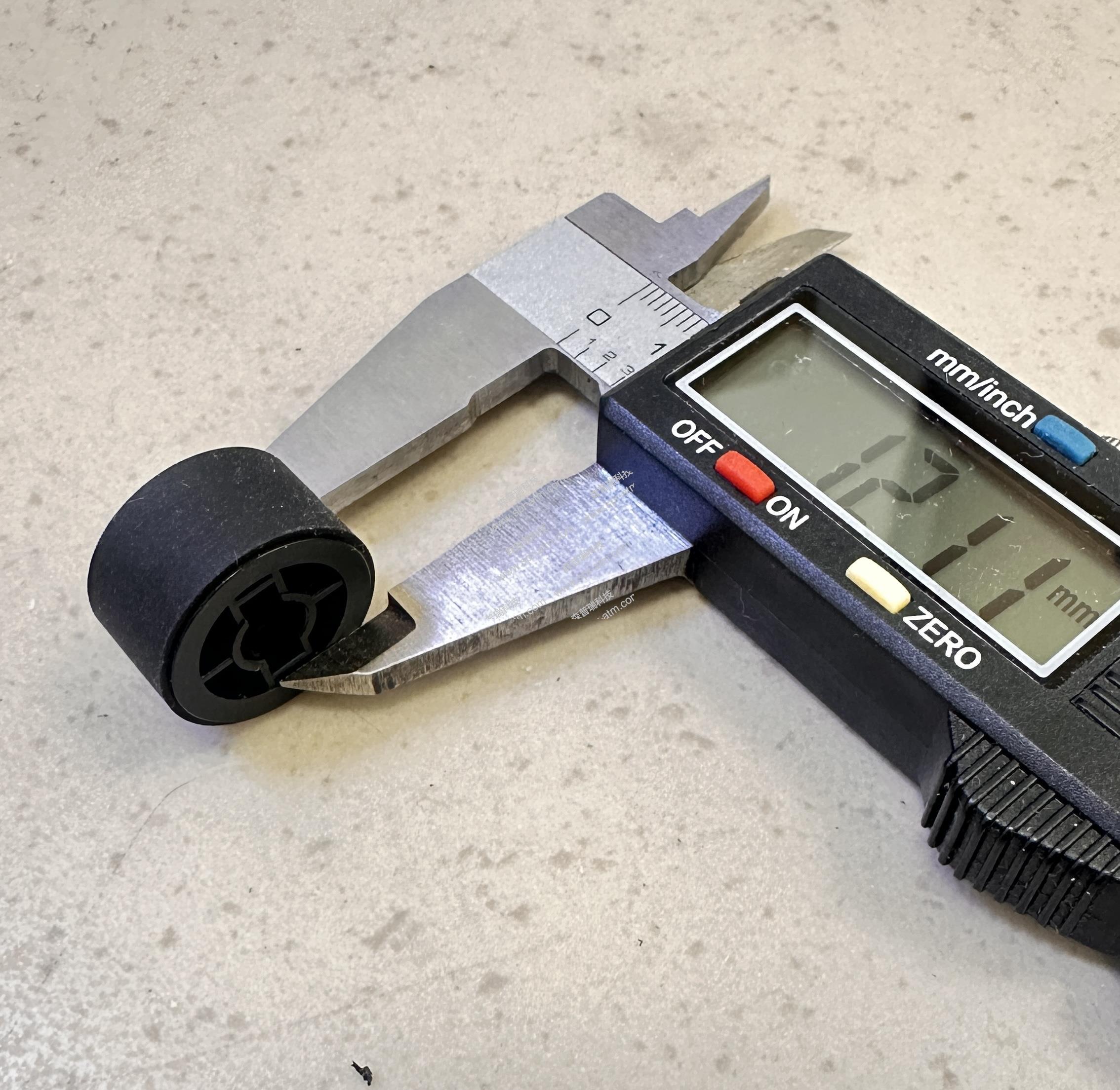 DN100 AFD2.0 ICT3H5-3A2790读卡器厚胶轮(不带轴）